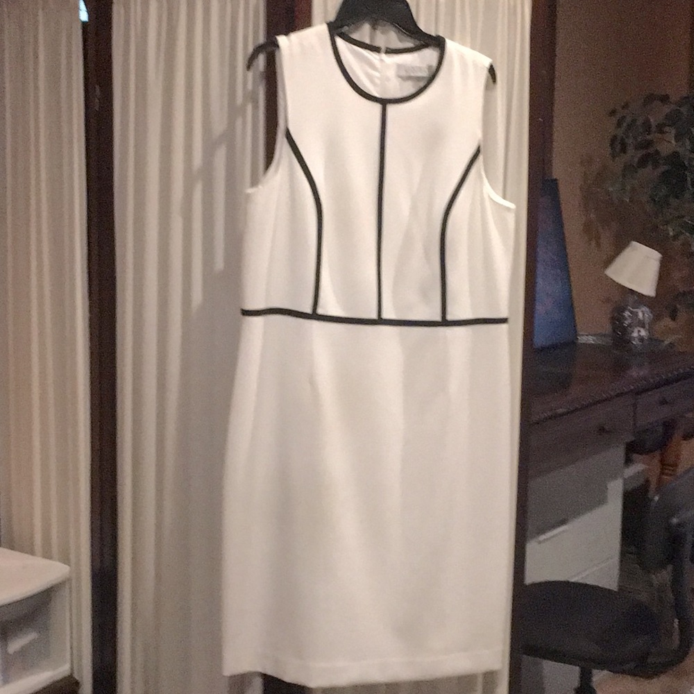 Kasper, sleeveless dress, size 16, 43” shoulder to hem, 22” armpit to armpit